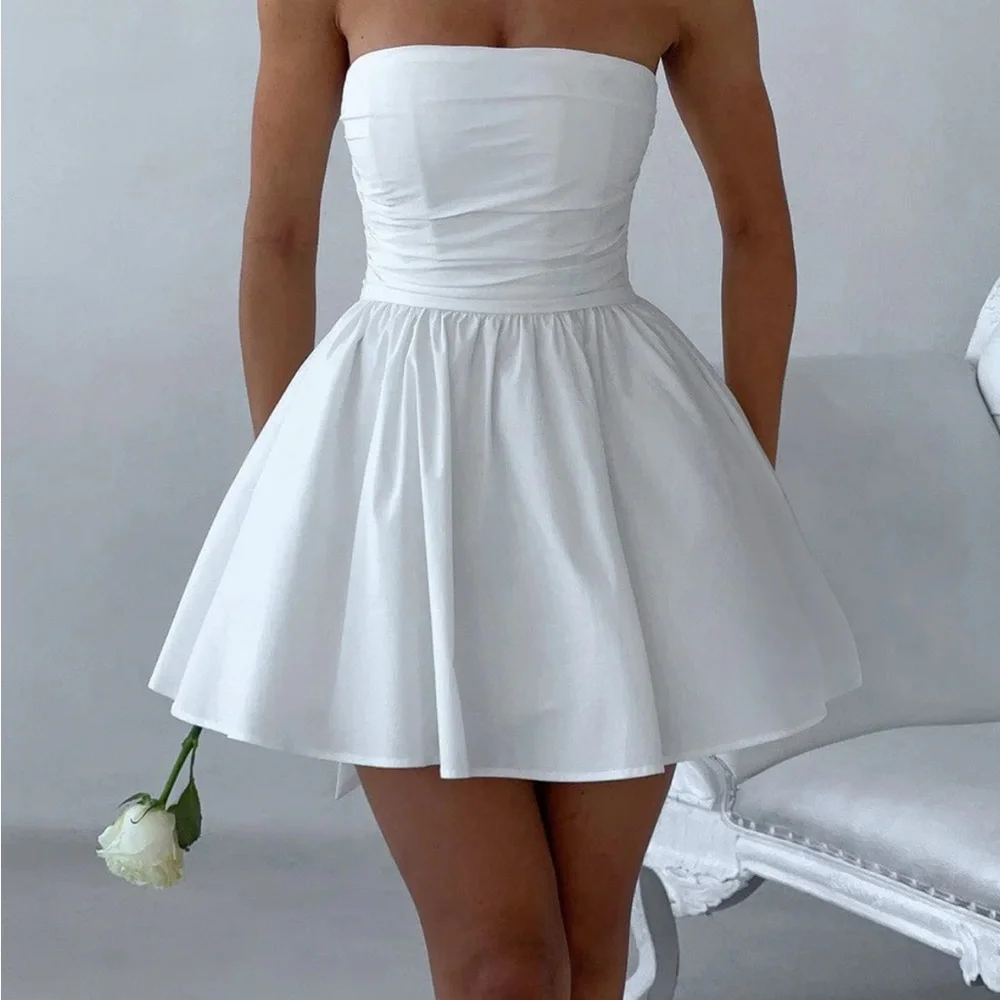 Chic Strapless White Dress - Picture 1 of 3